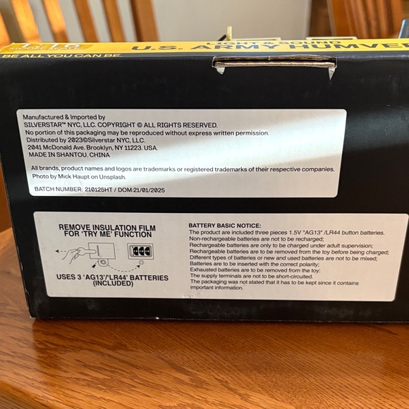 U.S. Army Light & Sound Humvee - new in box - Picture 3 of 3